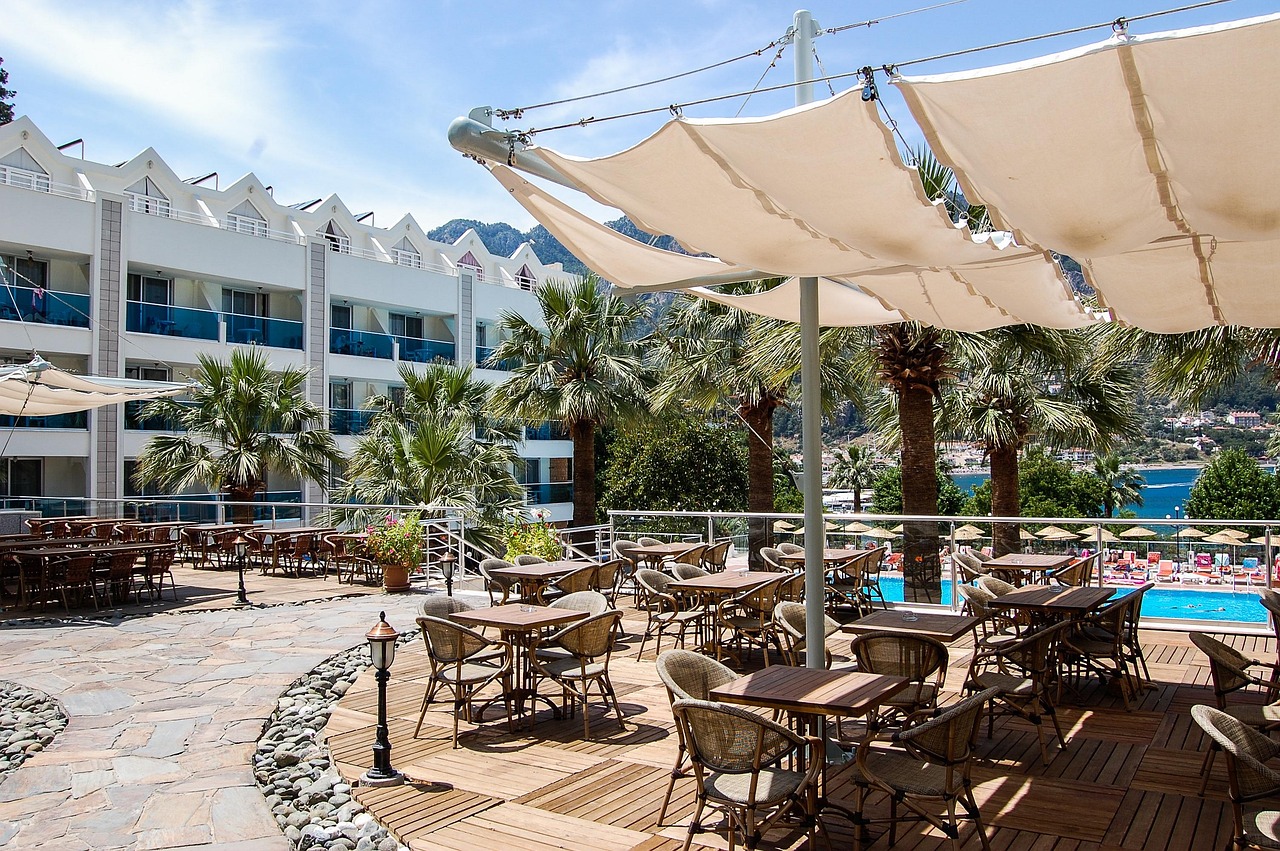 Content Planning Tips for Seasonal Hotel Campaigns